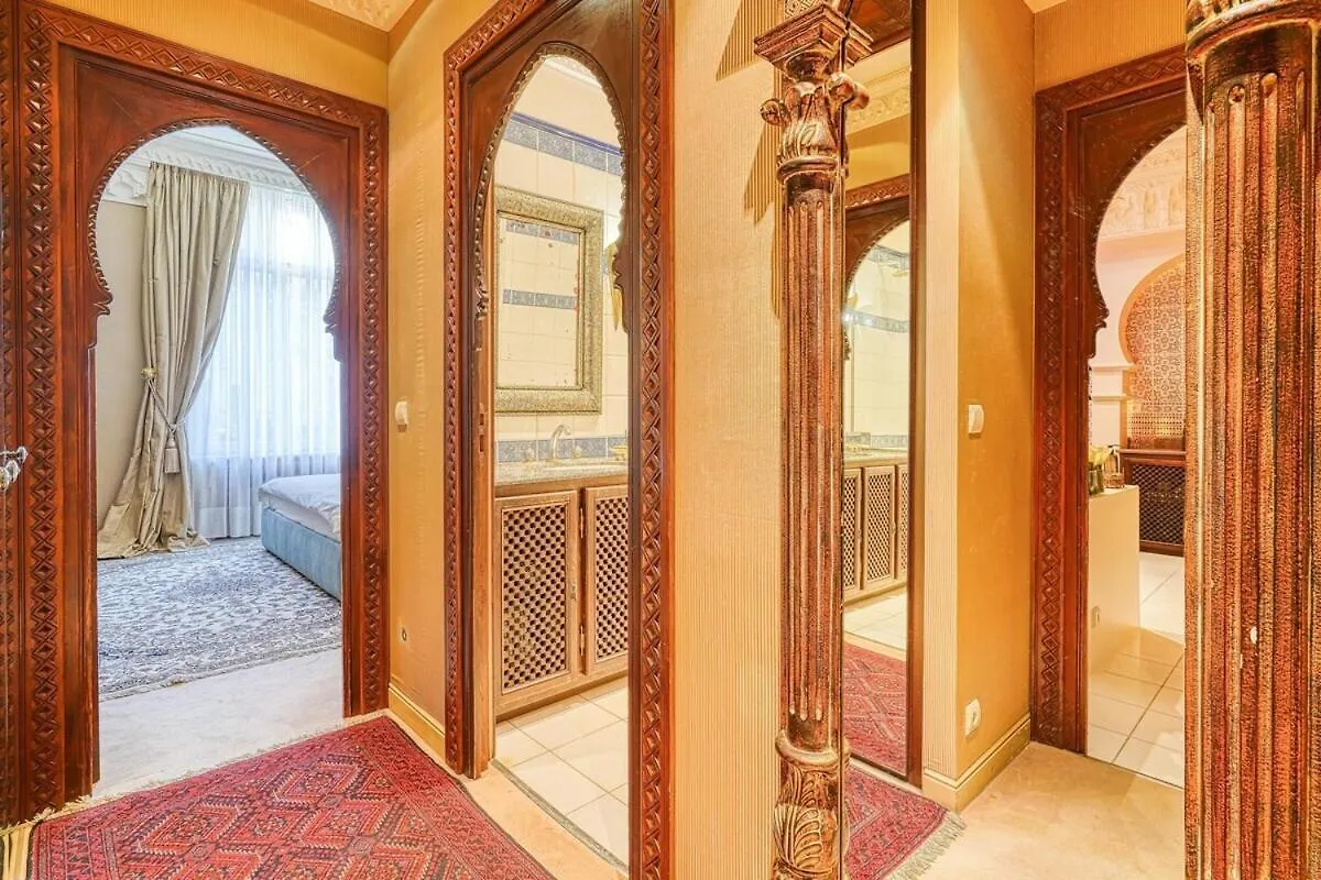 Marrakech Suite Champs Elysees Párizs
