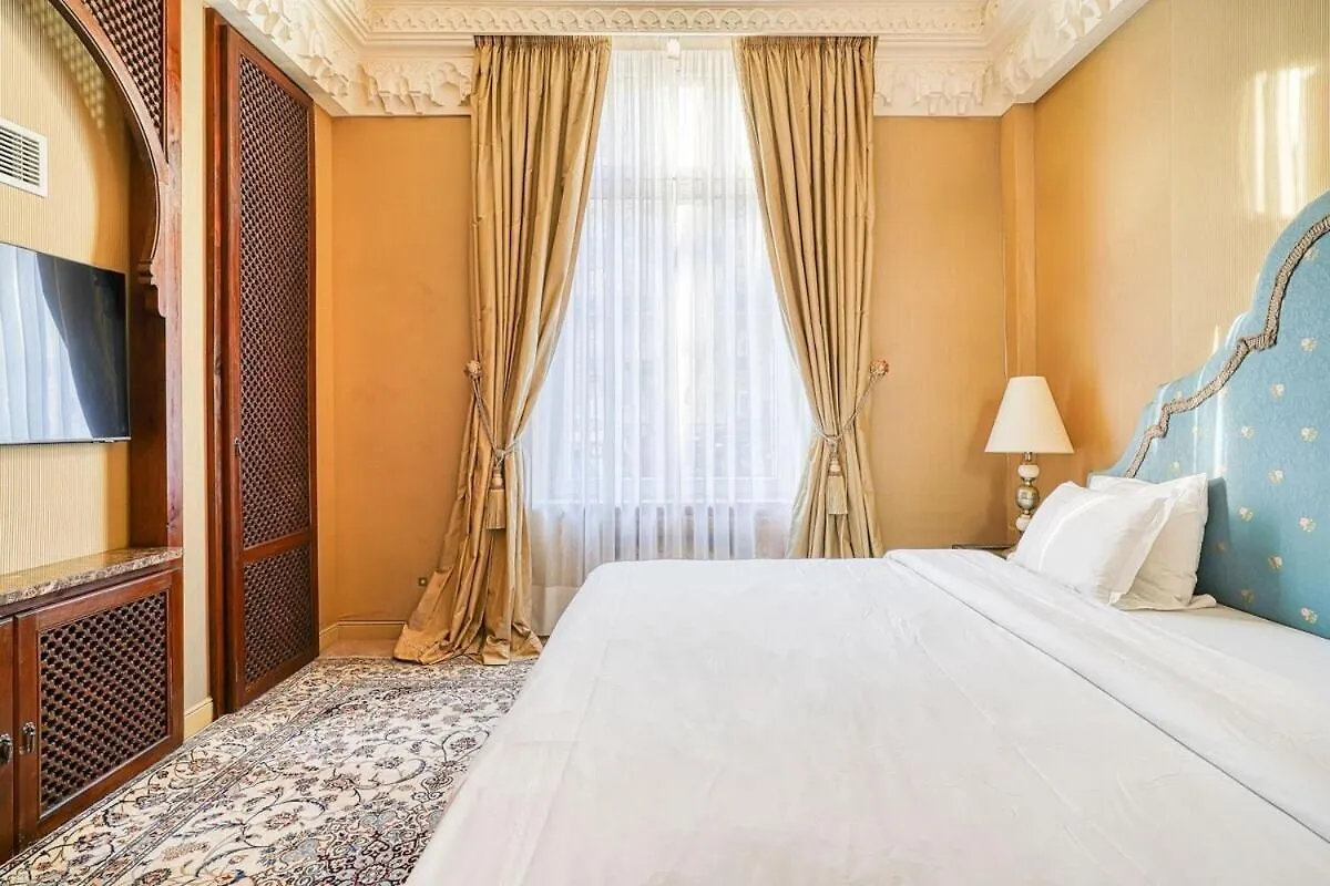 Marrakech Suite Champs Elysees Paris Apartment